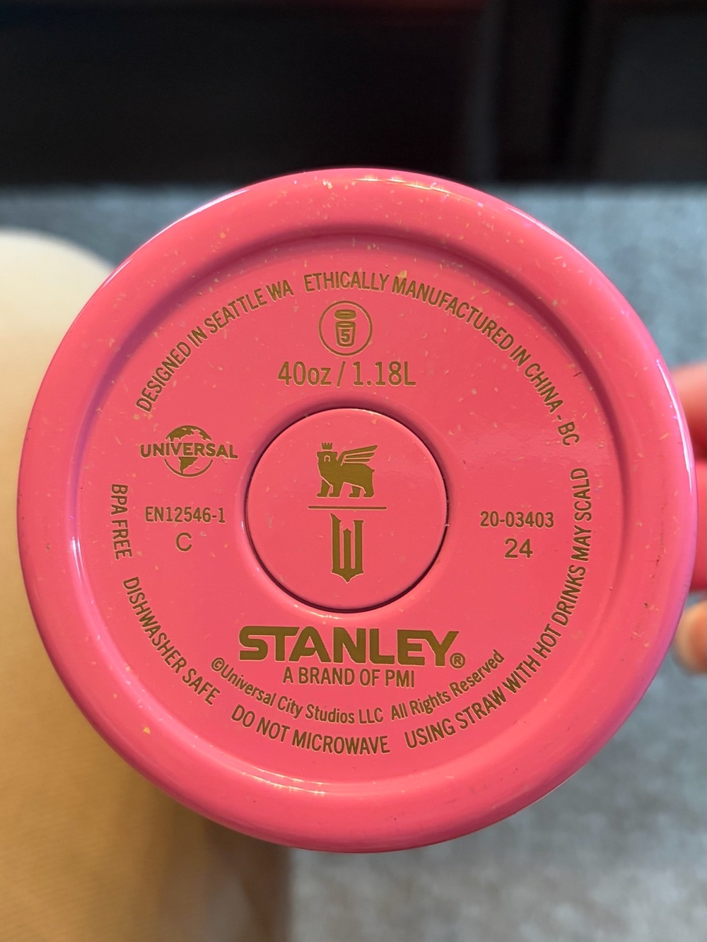Stanley Limited Edition Glinda tumbler. Like new condition, with boot. - Picture 6 of 7